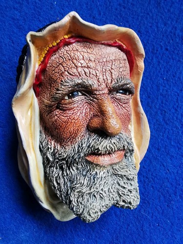 Bossons chalkware head - bossons, syrian
