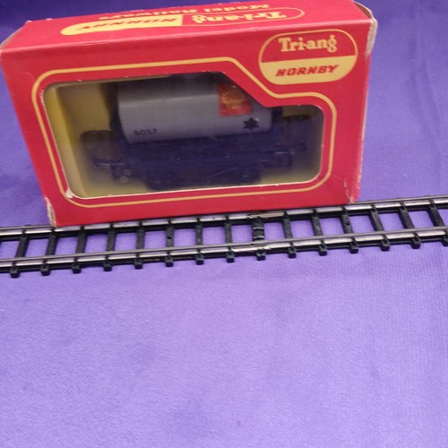 Triang r12 shell - triang, tanker