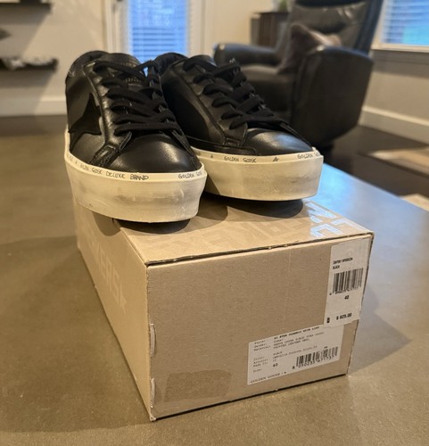Golden goose star - golden, with