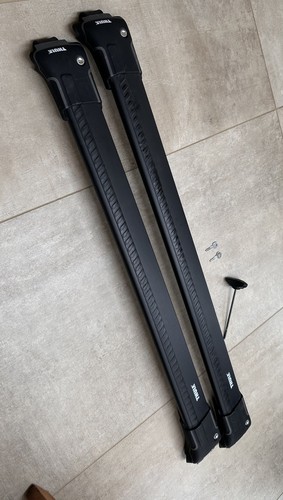 Black thule roof bars wingbar - thule,