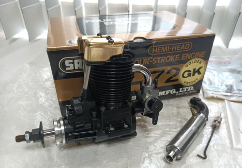 Saito four stroke engine - fa-72, four-stroke