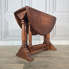 Vintage Oak Side Table Oval