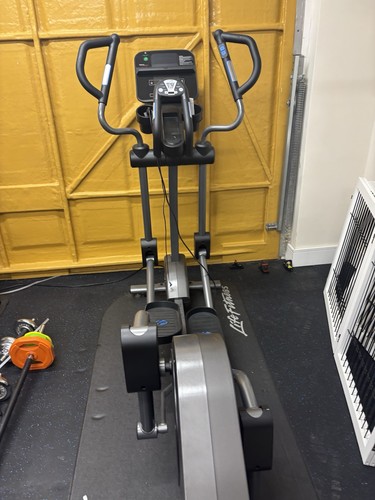 Life fitness cross trainer - life,