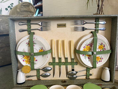 Brexton floral picnic basket - picnic,