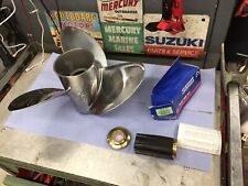 Evinrude Helix RX3  Propeller 14.5 X 17   177352  And Hub Kit 5010529 NEW