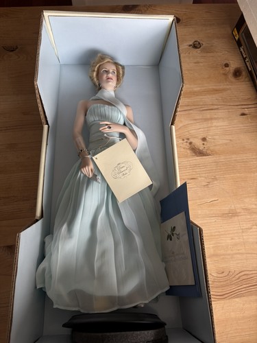 Porcelain diana princess of - princess,