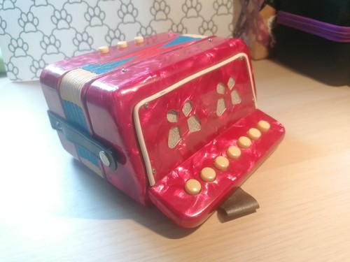 Vintage kids key accordion - vintage, 7