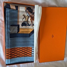 Hermes  140cm cashmere/silk