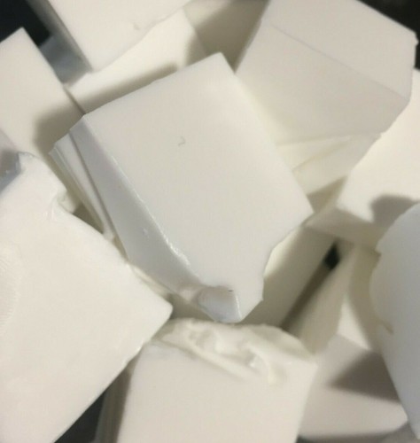 Melt pour soap making - pour,