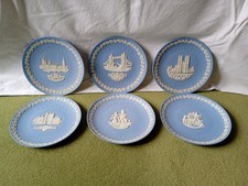 Wedgewood Christmas plates ×6