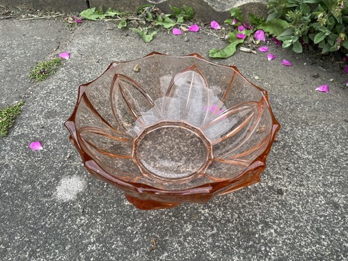 Large art deco heavy pink - art,