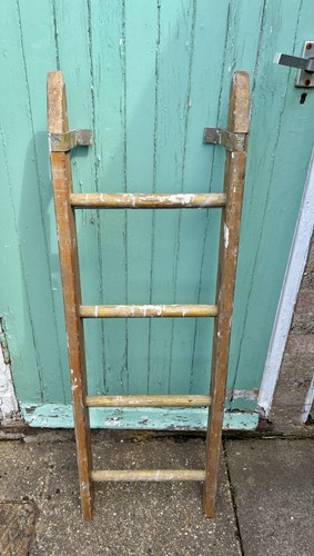 Vintage wooden step ladder - step,