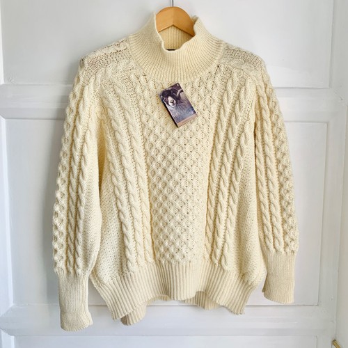 Pure wool aran cable knit - pure,