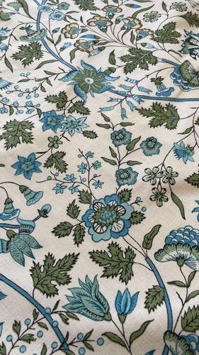 Pair curtains sanderson - of,
