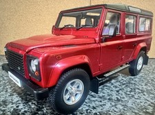 1:18 LAND ROVER Defender 110