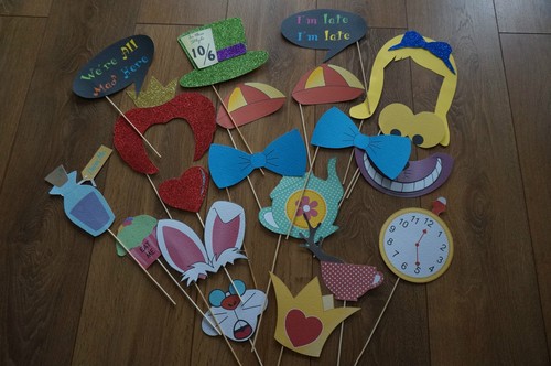 Party props cake topper - props,cake, alice