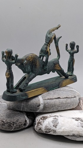 Antique bronze figurine - antique,