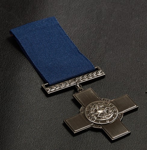 Full size replica george cross - full,