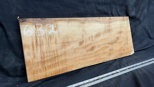 Rippled sycamore tone - , wood