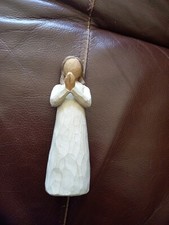 Willow Tree Figurine used UNBOXED DEMDACO S. LORDI beige SISTERS BY HEART VGC