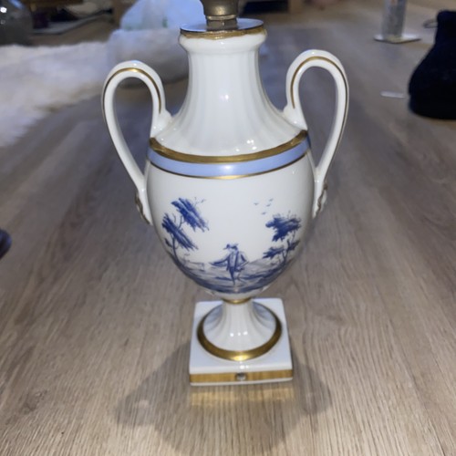 Richard ginori porcelain lamp