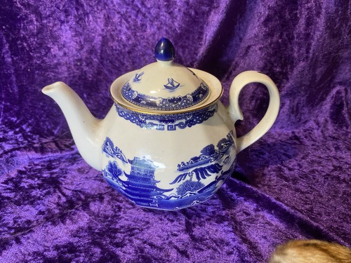 Ringtons willow pattern - pattern, teapot