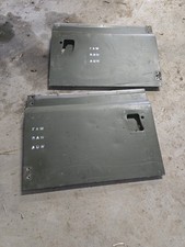 land rover defender 90 110 series wolf door bottoms pair ex army military 