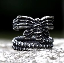Alien Facehugger Ring HR Giger