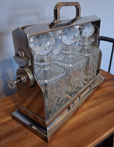 Lovely silver plated - plated, tantalus
