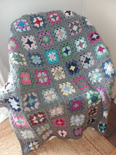Handmade multicoloured granny - multicoloured,