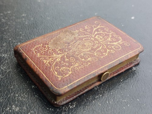 Antique raquel powder - antique,