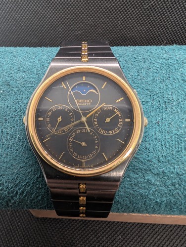 Seiko quartz calendar