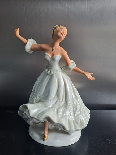 Leonardo collection dancer - leonardo,