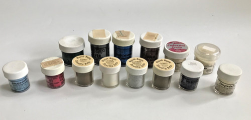Embossing powders job - embossing,