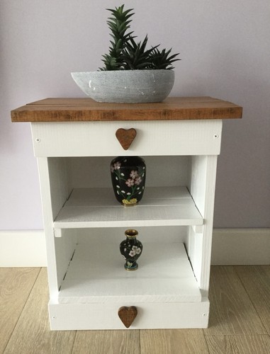Shabby chic rustic side - shabby,