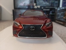 1/18 AutoArt Lexus LS 500h Red