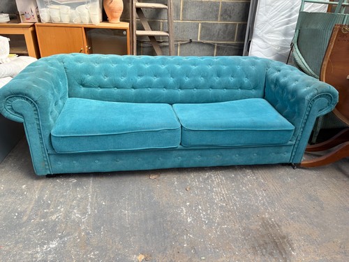 Turquoise velvet chesterfield - turquoise,