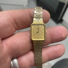 seiko quarts ladies watch