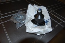 A set of 4 Renault 4 GTL front suspension ball joints, new old stock.