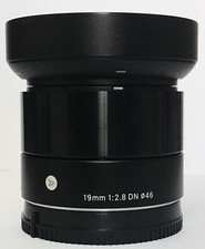 Sigma 19mm f/2.8 DN Art (A) - Sony E Fit Lens with Hood