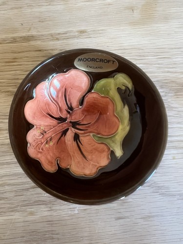 Moorcroft pedestal bowl - moorcroft, –