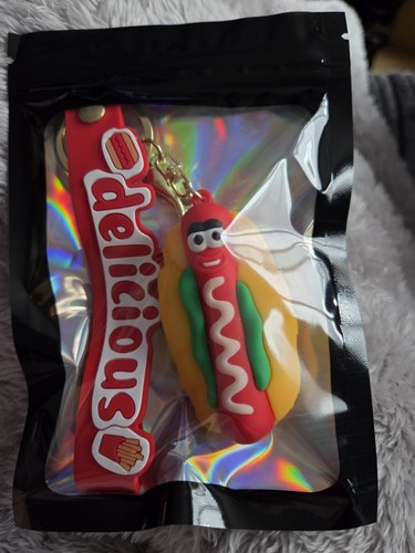 Fast food hotdog keyring - fast,
