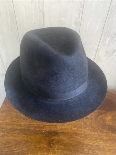 Vintage christie london - vintage, of