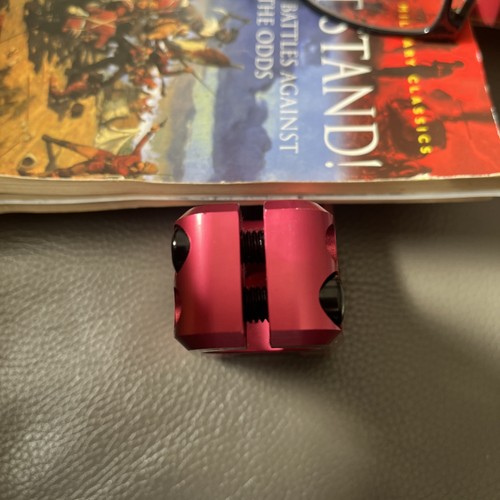 Red eclat front - red, stem