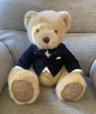 Harrods Annual Bear 2025 Henry