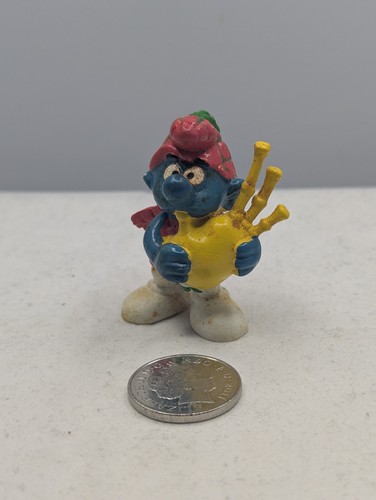 Vintage smurf bagpipes - smurf,