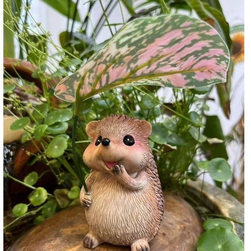 Hedgehog statue with - statue, umbrella