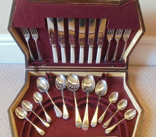Vintage Art Deco Cutlery Set