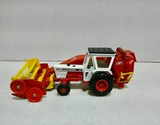 Vitage 1/32 Corgi David Brown tractor with mounted combine. No box.