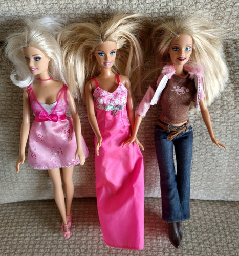 Barbie dolls 1998 three - dolls,